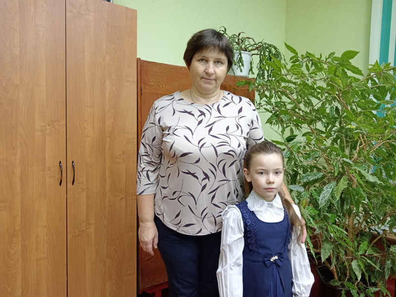 2 класс вместе с классным руководителем 2 класс вместе с классным руководителем.